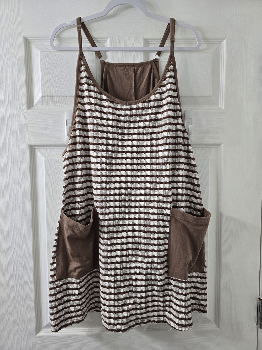 NWT Viral Tiktok Striped Brown and Cream Sleeveless Romper w/Pockets - XXL